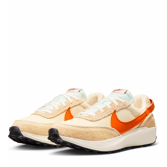 NIB SZ 7 Nike Women’s Waffle Debut Vintage in
Muslin/ Orange/ Coconut❤️ - Picture 1 of 7
